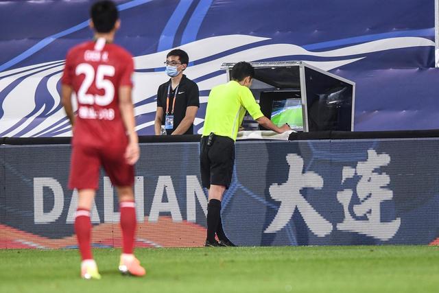 内马尔呼吁球迷以合适方式更多支持桑托斯