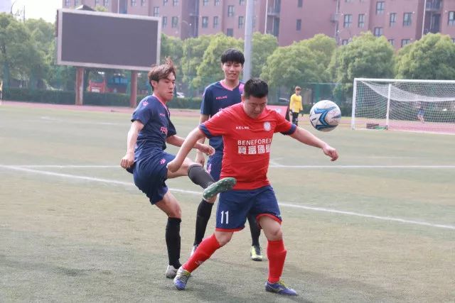 卡里克中场选择题：巴莱巴伤愈后或与蒂勒曼斯搭档